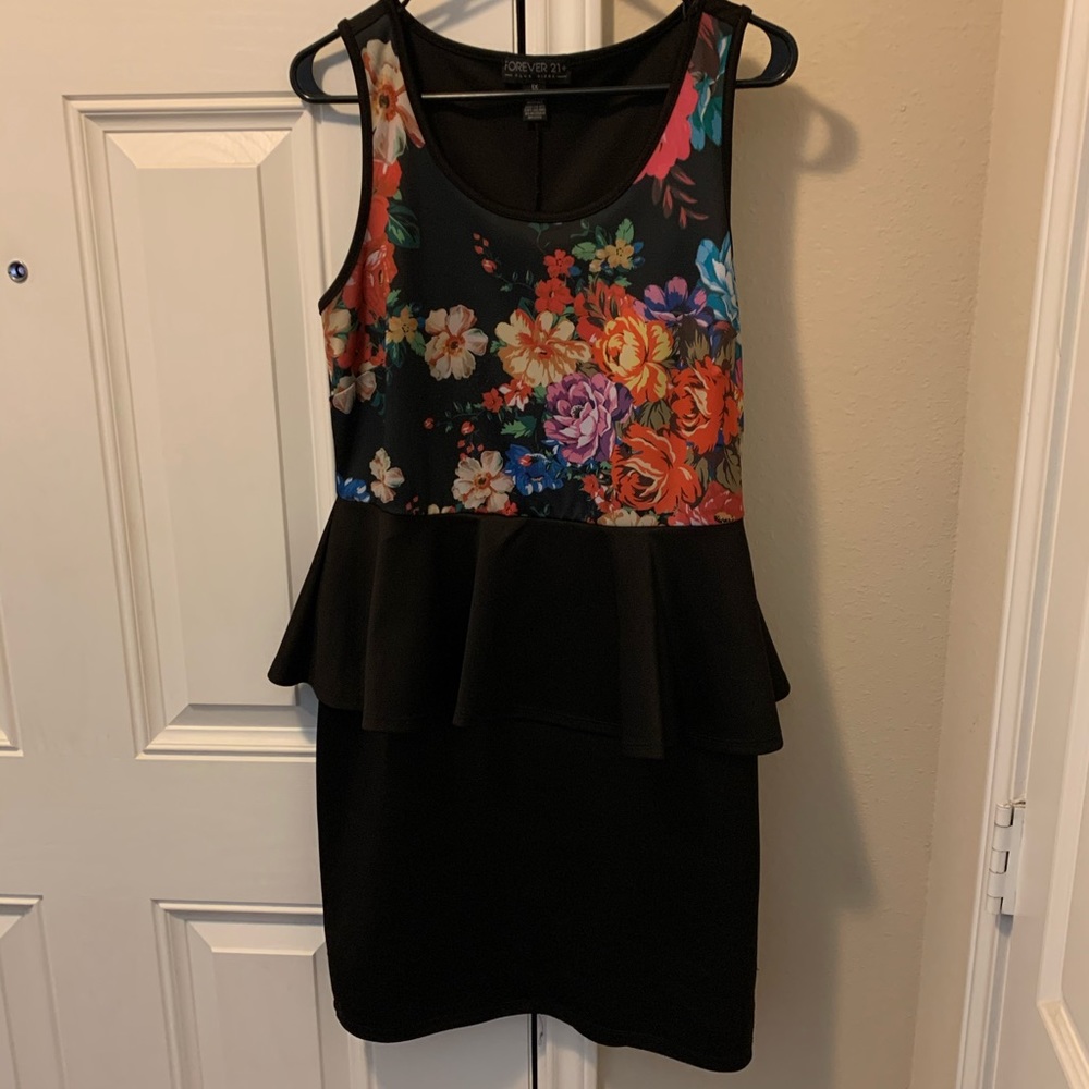 Black and floral print peplum dress